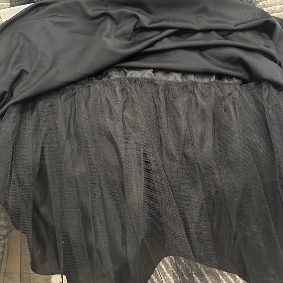 NWOT two piece cocktail, prom, winter formal dress. - Picture 10 of 14